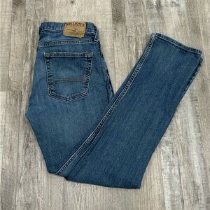 Hollister Slim Straight Fit Jeans